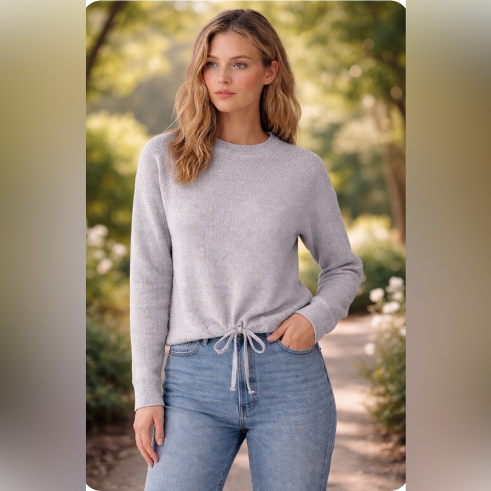 Nicole Miller Light Gray Merino Wool Sweater/ woman’s S